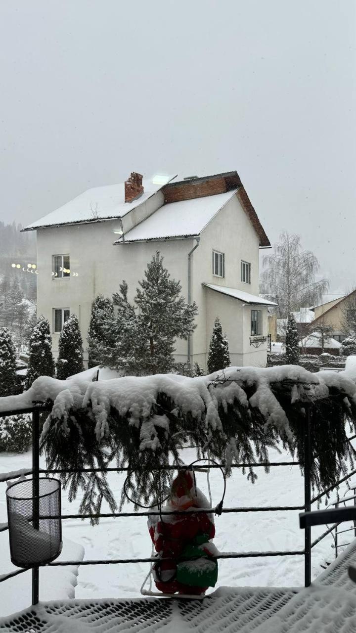 Koteg Lemberg Hotel Славске Екстериор снимка